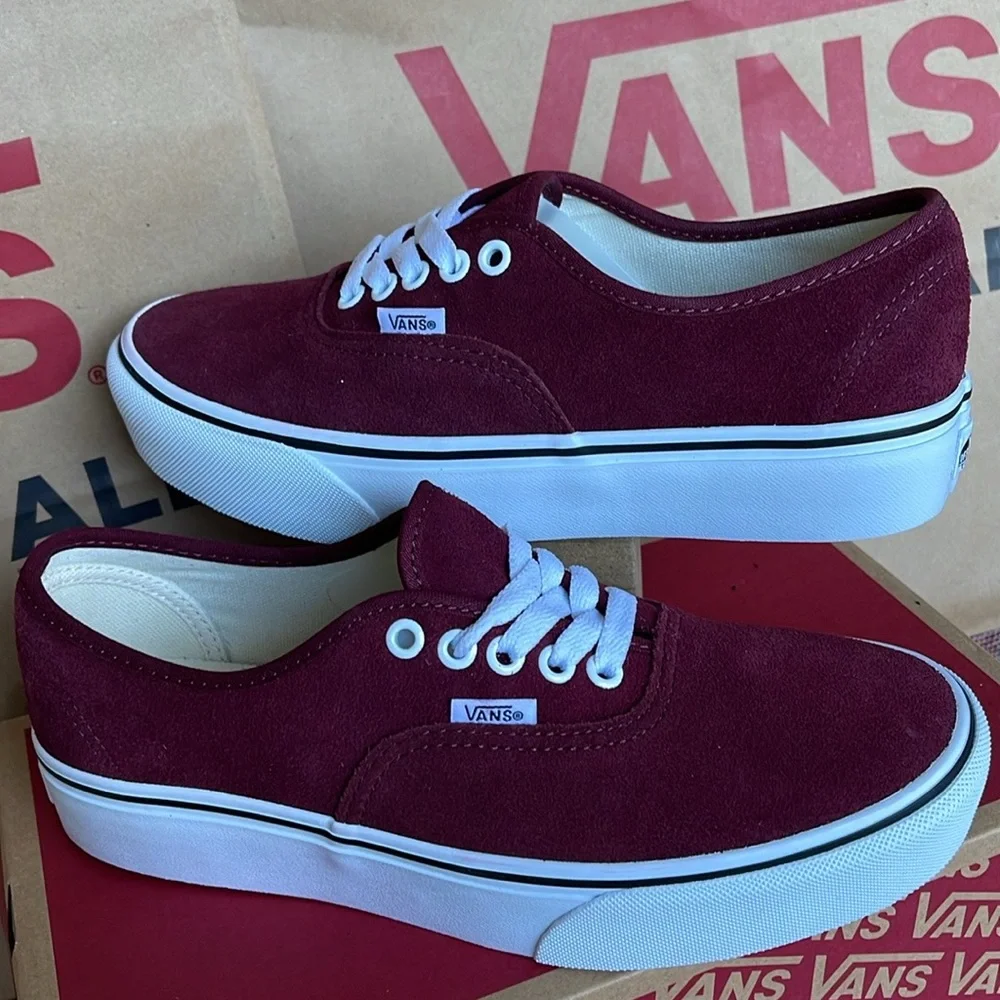 Vans WMNS Authentic Platfor (Suede) Port Royale/True VN0ARAVRJNR Platforms